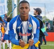 El extremo bogotano logró salir campeón de la Liga Juvenil. Internet