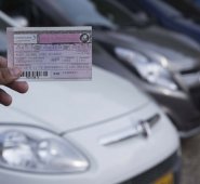 Según Moodys, en algunos casos, los proveedores de servicios médicos, junto con los beneficiarios de Soat, cobran costos excesivos a los aseguradores. Archivo