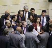 El Liberal, Cambio Radical y los conservadores decidieron sellar un acuerdo político y resolvieron pedir el envío del proyecto de Ley Estatutaria a la Corte Constitucional Colprensa