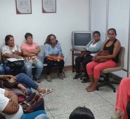 En un encuentro que sostuvieron el año pasado las lideresas campesinas con la secretaria de Equidad y Género de Cúcuta, Isabel Márquez Rubio, le insistieron sobre el cumplimiento de compromisos con las mujeres del sector rural.
Archivo