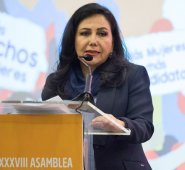 Gloria Montenegro Figueroa, presidenta de la Comisión Interamericana de Mujeres, durante su exposición en la reunión que se lleva a cabo en Santo Domingo.
AFP