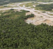 Duque aseguró que se necesita un marco jurídico ejemplarizante para que este tipo de delitos. Colprensa