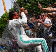 En la clasificación del Mundial, Hamilton suma 112 puntos, siete más que Bottas. Verstappen es tercero con 66, dos por delante de Vettel. AFP