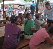 El director nacional de la Unidad De Víctimas  indicó que en la zona fronteriza la unidad ha dispuesto dos centros de atención para los retornados víctimas de la guerra, en Villa del Rosario y Puerto Santander. Mario Caicedo / La Opinión
