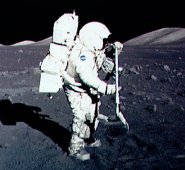 El objetivo de 2024 se presenta todavía más difícil habida cuenta del retraso en la fabricación del megacohete SLS llamado a transportar a los astronautas. AFP