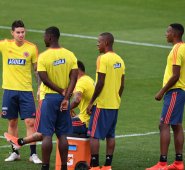 Colombia se prepara en la ciudad brasileña de Sao Paulo para el duelo de cuartos de final de la Copa América ante Chile este viernes en el Arena Corinthians. AFP