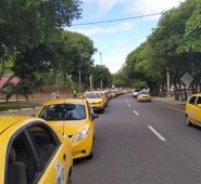 Este sector de transporte clama más control para estas plataformas tecnológicas. Geraldine García