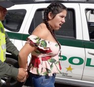 Linda Yesbel Araque Cárdenas fue detenida en medio de un patrullaje en la Urbanización Niza. Policía para La Opinión