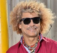 El ‘eterno 10’ de ‘La Tricolor’ alació su popular melena. Tomada de Instagram