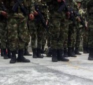 El caso de corrupción denunciado por la Revista Semana se refiere a un supuesto cartel para expedir salvoconductos por encargo. Colprensa