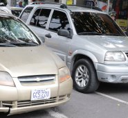 Las autoridades hicieron un llamado a los tenedores y propietarios de vehículos con matrícula venezolana para que hagan el proceso a través de la página web www.cucuta-nortedesantander.gov.co. Archivo