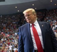 Estados Unidos encabeza la presión internacional para propiciar la salida de Maduro, cuyo segundo mandato iniciado en enero considera resultado de elecciones fraudulentas. AFP