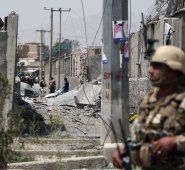 La comisaría atacada está ubicada en la parte chiita de la ciudad, donde vive la comunidad hazara, la tercera en Afganistán, tras los pastunes y tayikos, sunitas. AFP