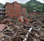 Según esta agencia oficial, la tragedia se produjo por la zona de Wenzhou, duramente golpeada por la lluvia y el viento. El balance anterior era de 13 muertos. AFP