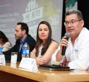 Andrea Yáñez, gerente de la Alianza Biocuenca; José Manuel Sandoval, director del Centro Nacional del Agua de la Andi; Sandra Milena Gómez, subdirectora de Recursos Naturales de Corponor; y Édgar Erazo, director de Grupo Retorna. Mario Caicedo