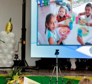 Durante la rendición de cuentas se detalló que los niños que resultan beneficiados con el programa deben estar registrados en el Simat. Cortesía