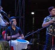 Un bogotano se convirtió en el nuevo rey vallenato del acordeón en la tercera versión del Festival Vallenato La Perla del Norte.  La Opinión