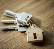 Los problemas que se generan en estos espacios son más comunes de lo que se espera, por tanto, las administraciones siempre requieren de asesorías de tipo legal para poder solucionarlos. Freepik.es