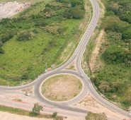 Los trabajos ejecutados se basaron en obras de mantenimiento rutinario, mejoramiento, rehabilitación, terminación de tramos de segunda calzada y señalización. Archivo
