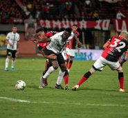 El Deportivo Cali contrarrestó la propuesta ofrecida por el equipo local y con una nómina mixta, se llevó los tres puntos a la sucursal del cielo. Mario Caicedo