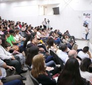 Durante el evento, un grupo de docentes de siete universidades del departamento presentó el estudio ‘Fronteras en Alerta: ¿qué viene para Cúcuta y el Catatumbo?’, que resume el impacto social y económico de la migración venezolana.
Juan Pablo Cohen