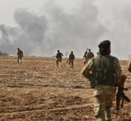 Los combates se concentran en una franja de 120 kilómetros, a lo largo de la frontera entre Siria y Turquía. AFP