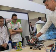 Las empresas locales participantes ofrecen soluciones digitales para el sector empresarial, educativo y de salud, así como tecnología para el ocio. Alfredo Estévez