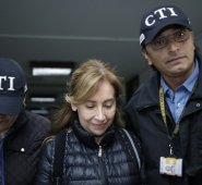 Rubi Corredor Ruiz, exasesora de varios ministros de Justicia, fue capturada en el aeropuerto ElDorado por las presuntas irregularidades en la escrituración de un apartamento al senador Armando Benedetti. Colprensa