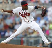 Julio Teherán, el pitcher colombiano recibió una nueva oportunidad con los Bravos de Atlanta esta temporada y taambién tuvo una destacada actuación. Archivo