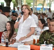 La ministra Margarita Cabello Blanco presentó en Barichara el plan de acción en materia de infraestructura carcelaria. Tomada de Twitter @MinjusticiaCo