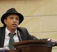 La Alianza Social Independiente le aplicó una primera sanción al senador Jhonatan Tamayo quien dio una voltereta de opositor a aliado del Centro Democrático.  Colprensa
