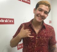 ‘Callá’ relata una historia “para todas esas chicas que viven su día a día sin importarles nada”, según el cantante que tiene un gran parecido al fallecido Legarda (Fabio Andrés). La Opinión