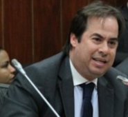 El senador del Partido Liberal, Andrés Cristo, culpó al Gobierno de no tener compromiso con la reglamentación de la Zona Económica y Social Especial, pese a que fue un compromiso de campaña de Duque con Norte de Santander. Archivo