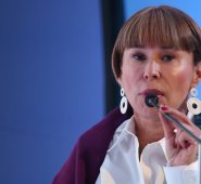 La ministra de Trabajo, Alicia Arango, se pronunció a la salida de la reunión de la Mesa de Concertación de Políticas Salariales y Laborales.
Colprensa