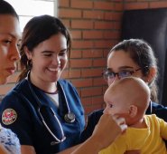 Hombres, mujeres y niños de la zona rural de Sardinata recibieron atención médica después de muchos años de espera.
 Cortesía