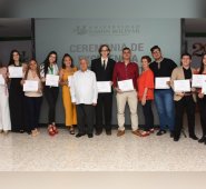 Miguel Mora,  Florencio García, Karol Pérez, Natalia  Peñaloza, Diana Hernández, María de los Ángeles Colmenares, Wetsly Camargo, Carlos Corredor Pereira, Jorge  Bobrek, Diego Rueda, Yolanda Gallardo de Parada, Jorge Ortega, Miguel Bautista, Geraldine  López, Mauricio González, Silvia  Castellanos y Angie Geraldine Basto Vera. Cortesía