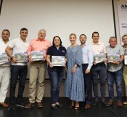 Los alcaldes salientes y los mandatarios electos se reunieron con representantes de Findeter y el Banco Interamericano de Desarrollo (BID) para conocer el Plan de Acción del Área Metropolitana, una ruta de planificación de la región.
Cortesía