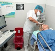 El electroencefalograma computarizado es uno de los exámenes del cerebro que se hace en el Hospital Mental para diagnosticar desórdenes de conducta.
 Mario Caicedo