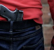 En el 73% de los crímenes, es decir, en 7.644 homicidios, los asesinos emplearon armas de fuego. Colprensa