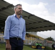 Lucas Pusineri reemplazará en el banco de los 'Diablos Rojos' argentinos a Sebastián Beccacece, quien dejó el cargo por no cumplir con una buena campaña. Archivo