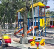 15 años es el plazo más alto que estipuló Jorge Omar Gandolfo para las concesiones del espacio público de 26 escenarios de la ciudad, entre ellos parques, puentes, plazoletas y canchas.  La Opinión