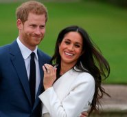 La reina declaró que "los duques de Sussex dejarán de utilizar su título de alteza real ya que interrumpirán sus tareas como miembros activos de la Familia Real" AFP