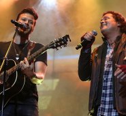 Bajo el liderazgo de Carlos Vives, ahora Gusi es su nuevo artista. Colprensa