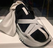 El modelo del zapato ganador está desarrollado con suelas y capelladas que son independientes entre si. Magaly Rubio