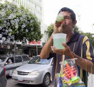 Dos años y cinco meses le quedan a la actual cartera para sacar adelante un nuevo modelo que sea sostenible a largo plazo y reforme los subsidios.  Archivo La Opinión