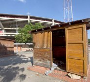 Los locales de madera instalados por la Alcaldía de Cúcuta a través del Instituto Municipal para la Recreación y el Deporte nunca fueron utilizados. Alfredo Estévez