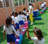 Según el Sindicato de Trabajadores al cuidado de la infancia y adolescentres del sistema nacional de Bienestar Familiar, hasta el viernes pasado no se tenía asegurada la contratación del personal que labora en los CDI. Archivo La Opinión