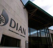 Dirección de Impuestos y Aduanas Nacionales. Archivo