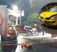 El accidente se registró frente a la entrada del barrio Antonia Santos, el domingo en la madrugada. A la izquierda: Yackeline Eslava; y a la derecha: El taxi involucrado en el accidente que era conducido por José Ariel Tamayo.
 Cortesía
