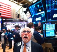 Las bolsas de todo el mundo se han visto golpeadas por el avance del coronavirus. AFP